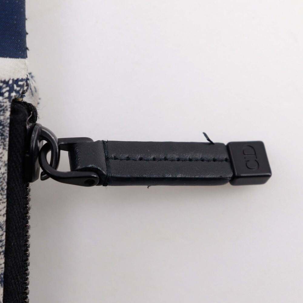 CHRISTIAN DIOR Black Shoulder Bag - Picture 13 of 16